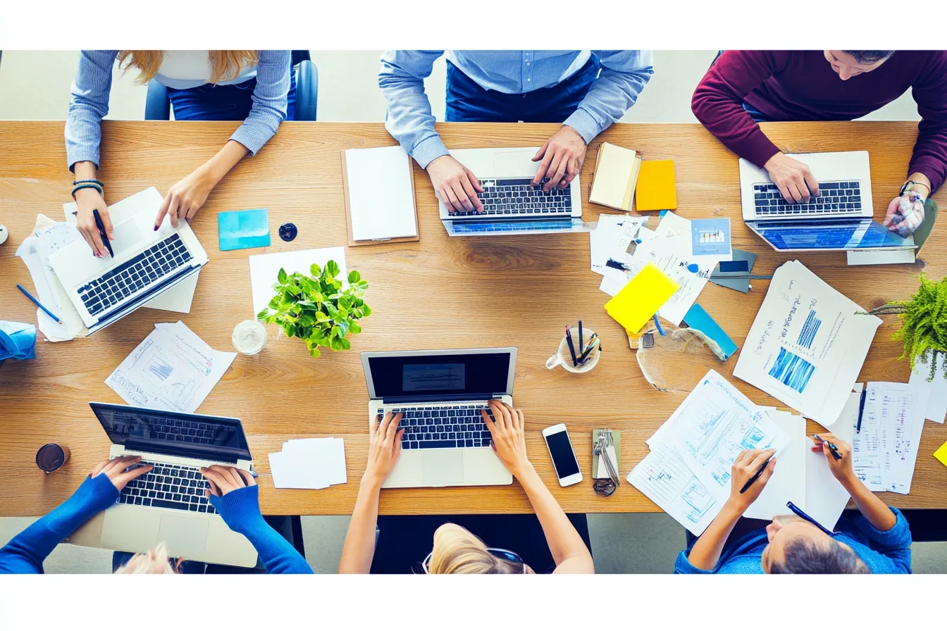 brainew2024_0417_A_photograph_of_business_people_in_an_office_m_e4854946-10c9-4d46-a025-13ae96ca6506